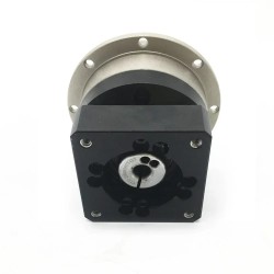 PLX060 Serie Schrägverzahntes Planetengetriebe, Flanschplattenausgabe für Nema 23 Schrittmotor / Nema 24 Servomotor