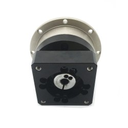 PLX090 Serie Schrägverzahntes Planetengetriebe, Flanschplattenausgabe für Nema NEMA34 Schrittmotor / 90mm Servomotor