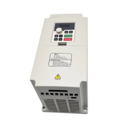 4,5kW 220V/380V luftgekühlter Spindelmotor Satz JGF-60-24Z/4.5 + H100-5.5S2/T4 mit Frequenzumrichtern und 13 ER32-Spannzangen